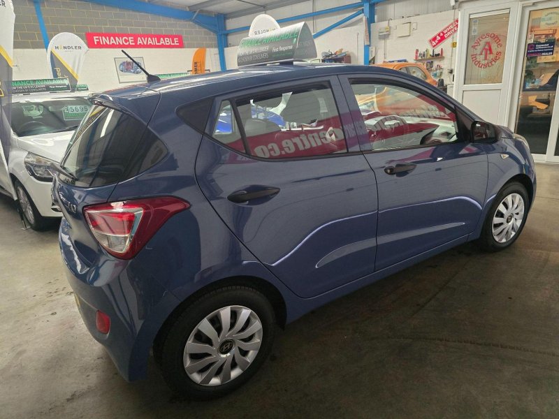 HYUNDAI I10