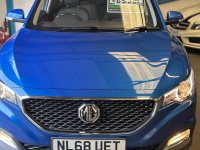 MG ZS