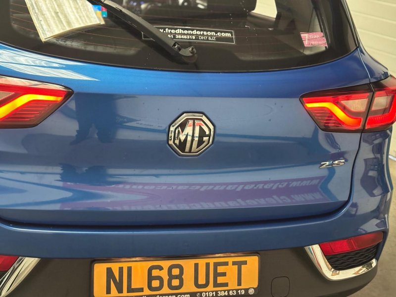 MG ZS