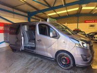 VAUXHALL VIVARO