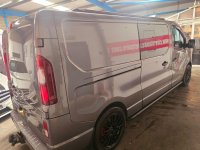 VAUXHALL VIVARO